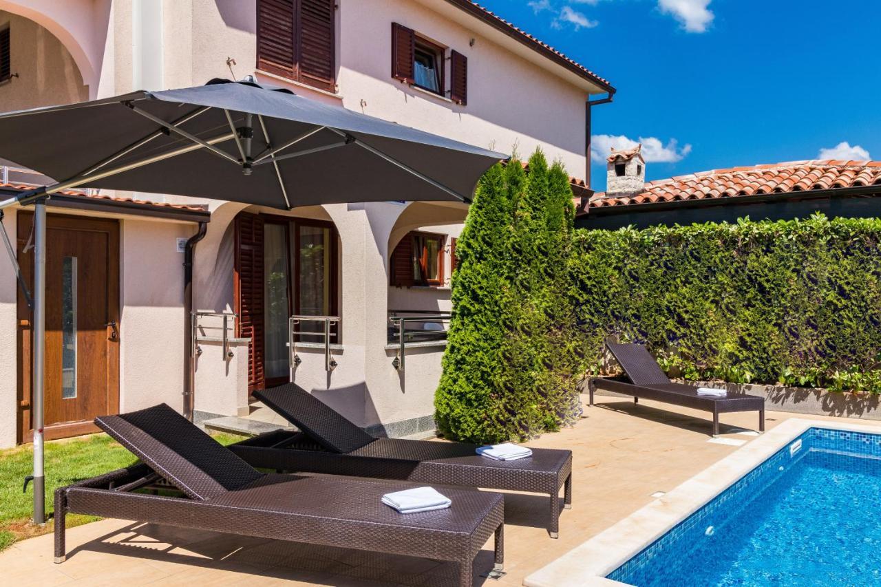 Apartmani Kazun - App1 Фажана Екстер'єр фото