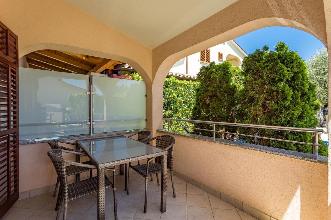 Apartmani Kazun - App1 Фажана Екстер'єр фото