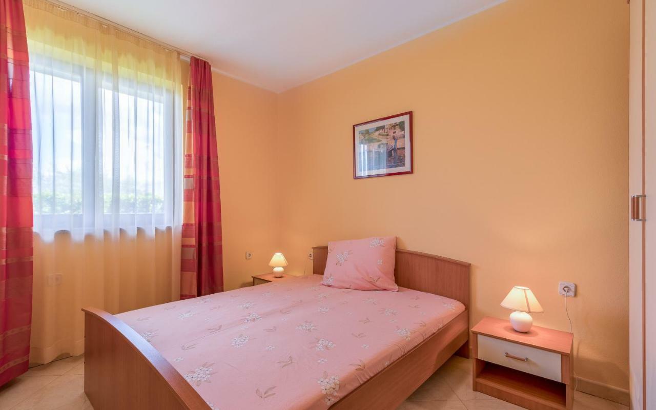 Apartmani Kazun - App1 Фажана Екстер'єр фото